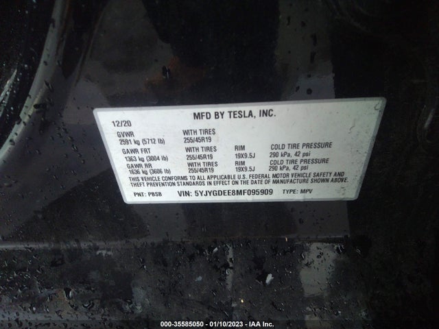 2021 Tesla Model Y, VIN: 5YJYGDEE8MF095909