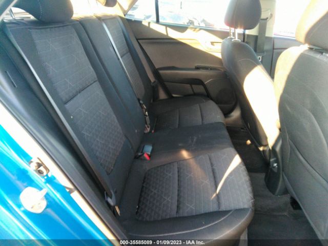 3KPA25AD6ME402292 KIA Rio 5-door S