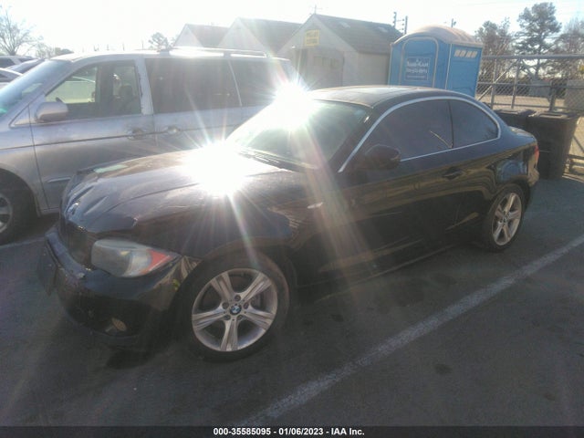BMW 1 Series 128i 2013 WBAUP7C57DVP25940 Image 2