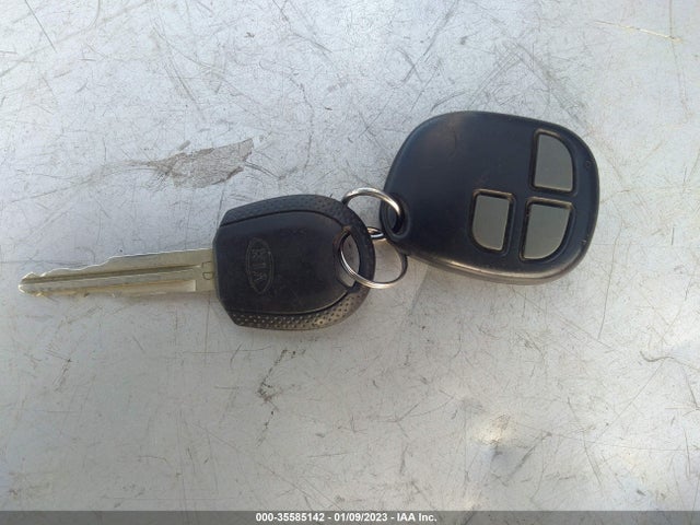 2007 KIA SPORTAGE LX VIN: KNDJF724577348342