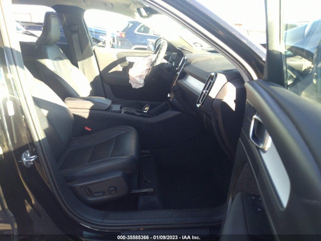 2020 Volvo XC40, VIN: YV4162UK0L2308625