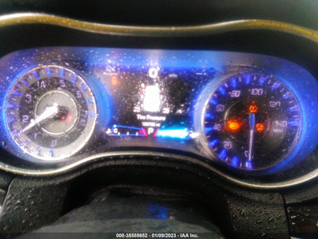 2016 Chrysler 300, VIN: 2C3CCAEG8GH320242