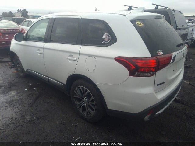 JA4AD3A32HZ027866 Mitsubishi Outlander Se