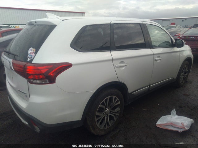 JA4AD3A32HZ027866 Mitsubishi Outlander Se