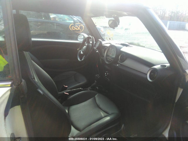 Mini COOPER CONVERTIBLE 2012 WMWZN3C53CT134261 Image 6