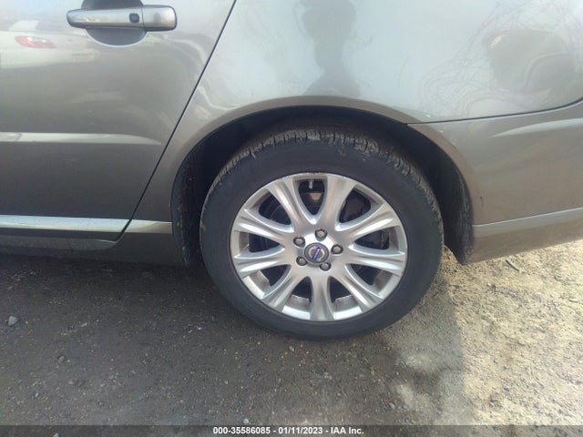 YV1AH852371043722 Volvo S80 V8