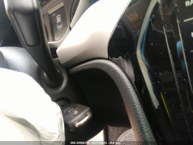 1VWAA7A31MC005762 Volkswagen Passat 2.0t S