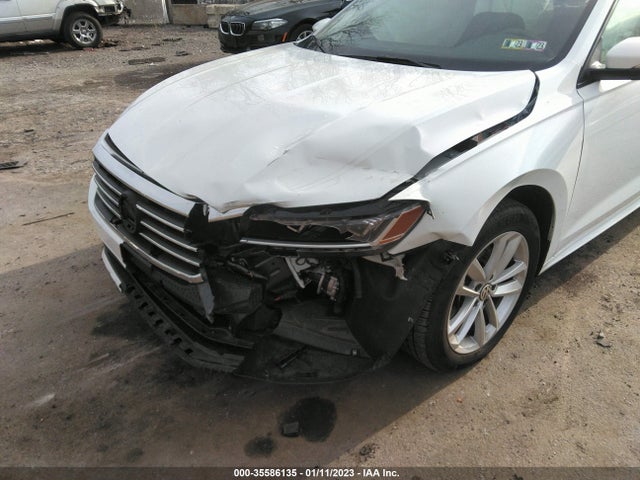 1VWAA7A31MC005762 Volkswagen Passat 2.0t S