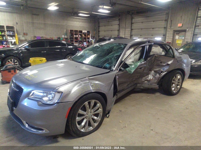Chrysler 300 Limited 2016 2C3CCARG4GH161780 Image 2