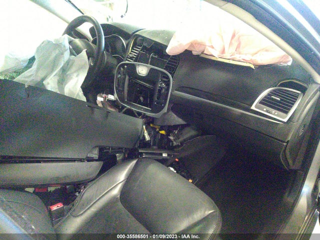 Chrysler 300 Limited 2016 2C3CCARG4GH161780 Image 5