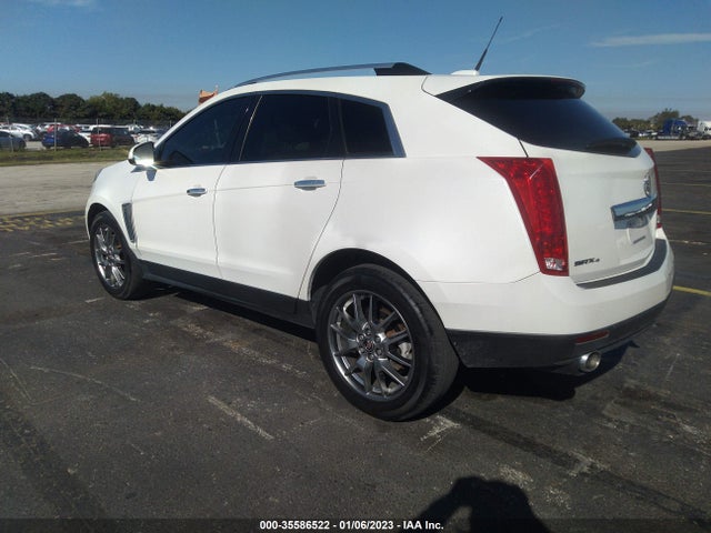 2015 Cadillac SRX, VIN: 3GYFNGE3XFS558277