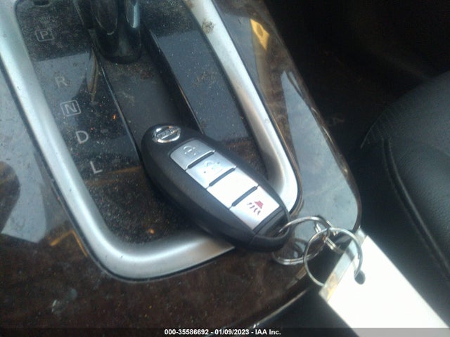 2013 NISSAN SENTRA SL VIN: 3N1AB7AP0DL721403