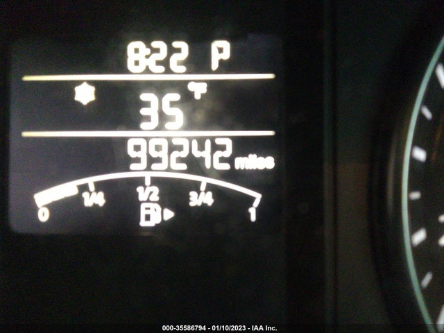 2014 VOLKSWAGEN JETTA SEDAN SE VIN: 3VWD17AJ8EM327150