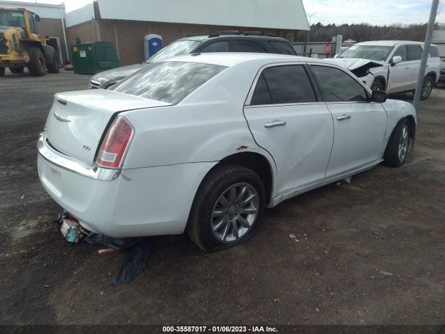 Chrysler 300 Limited 2012 2C3CCACGXCH224321 Image 4