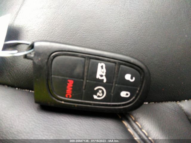 1C4PJMDBXJD555031 Jeep Cherokee