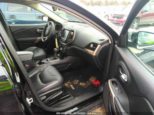 1C4PJMDBXJD555031 Jeep Cherokee