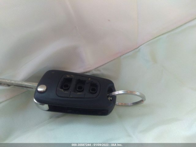 KNADM4A3XD6268138 KIA RIO LX
