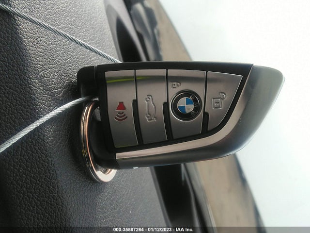 BMW 5 Series 530e 2022 аукцион фото