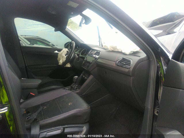 3VV3B7AX1MM060305 Volkswagen Tiguan Se/se R-line Black/sel