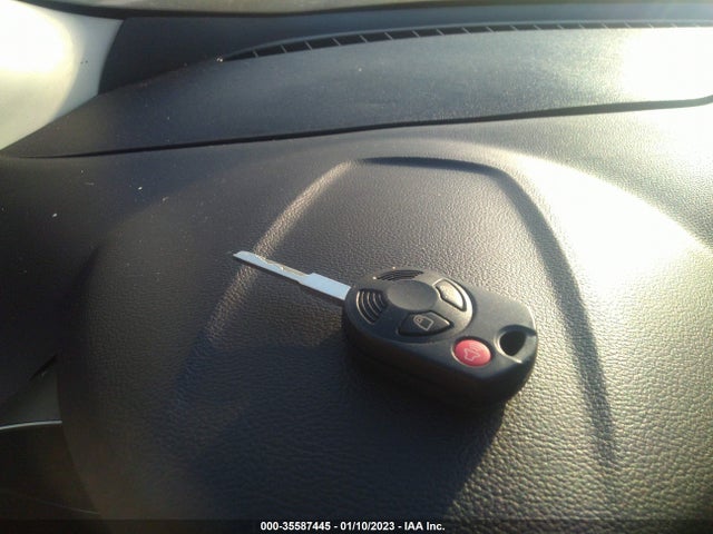 2015 FORD ESCAPE S VIN: 1FMCU0F76FUB46115