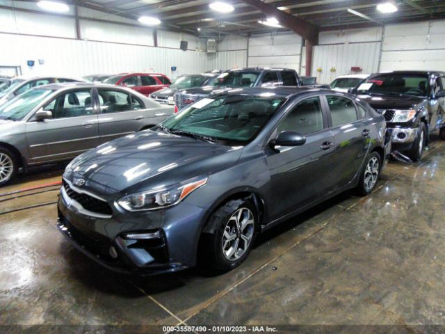3KPF24AD2ME271183 KIA Forte Lxs