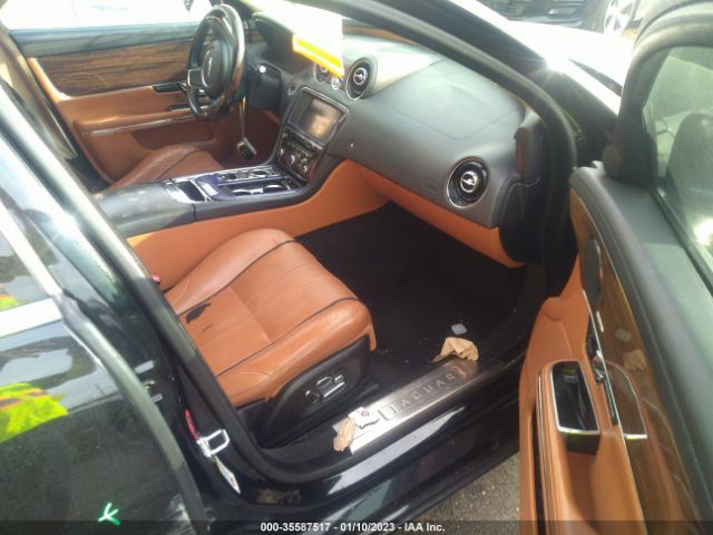 SAJWA2GE6CMV34591 Jaguar XJ