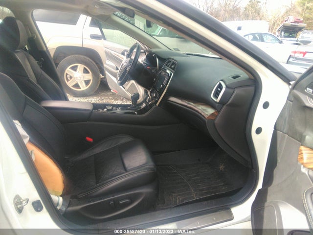 2017 NISSAN MAXIMA PLATINUM VIN: 1N4AA6AP4HC363367
