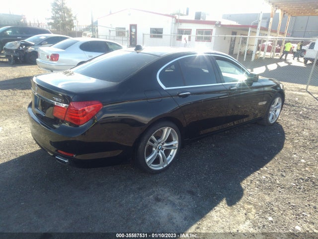 BMW 7 Series 750i 2011 WBAKA8C56BCY37040 Image 4