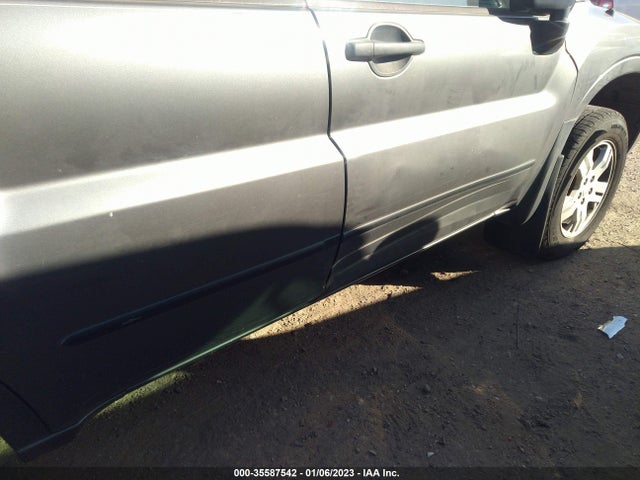 Mitsubishi Endeavor 2004 4A4MM21S84E023061 Image 8