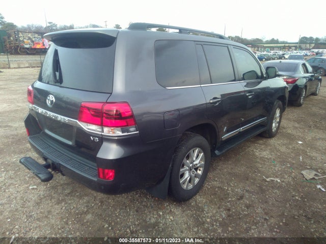2016 Toyota Land Cruiser, VIN: JTMCY7AJ4G4047427