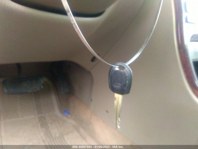 KNAGD128245309860 KIA Optima Lx/ex