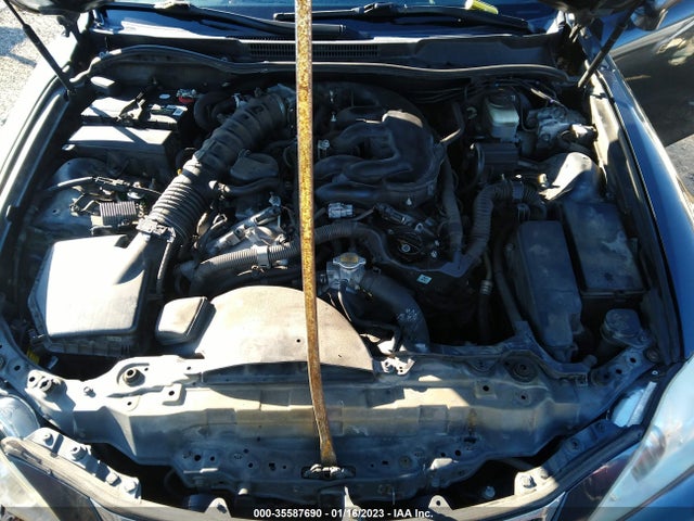 2008 LEXUS IS 350 VIN: JTHBE262582013081
