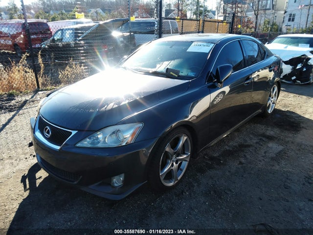 Lexus IS 350 2008 JTHBE262582013081 Image 2