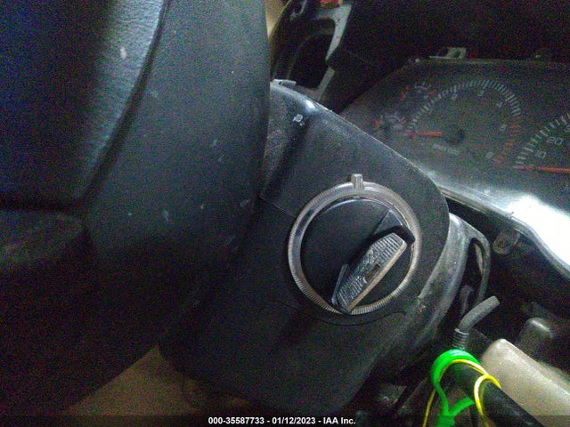 Dodge DURANGO 1998 1B4HS28Y3WF136337 Image 3