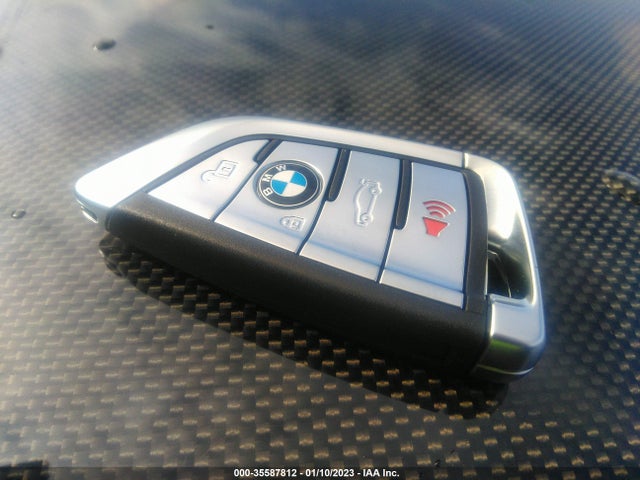 2023 BMW M5, VIN: WBS83CH05PCL38740