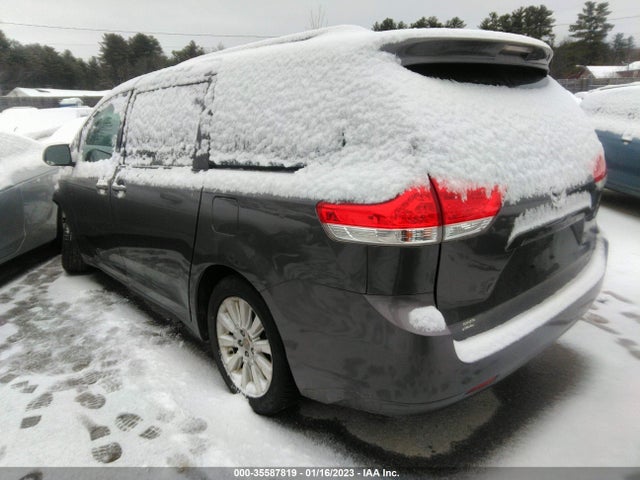 Toyota SIENNA LE 2011 5TDJK3DC5BS029854 Image 5