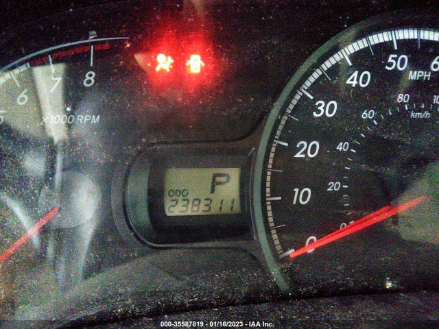 Toyota SIENNA LE 2011 5TDJK3DC5BS029854 Image 9