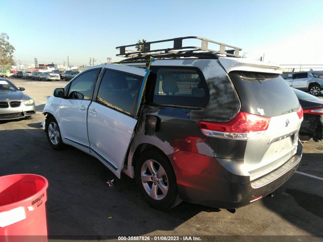 2014 TOYOTA SIENNA LE VIN: 5TDKK3DC8ES445289
