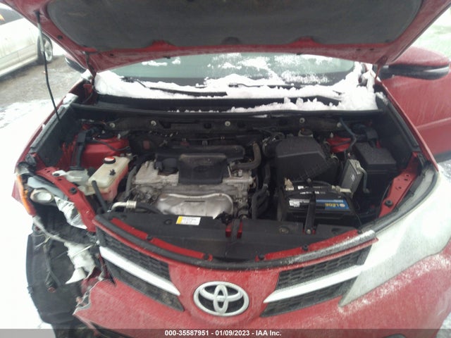 2015 TOYOTA RAV4 XLE VIN: JTMRFREV0FJ050141