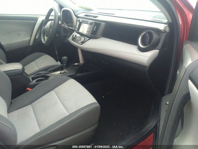 2015 TOYOTA RAV4 XLE VIN: JTMRFREV0FJ050141