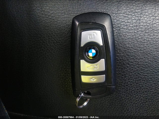 BMW 3 Series 2014 WBA3F9C56EF484572 Image 3