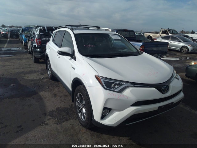 2017 Toyota RAV4, VIN: JTMRJREV9HD099810