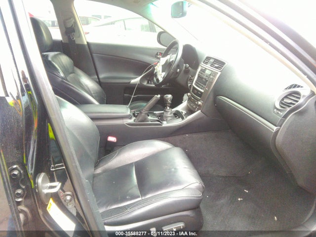 Lexus IS 250 2011 JTHBF5C20B2101272 Image 5