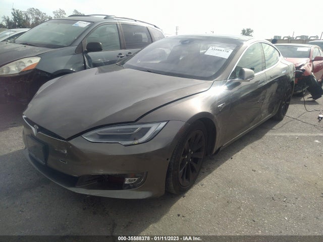 Tesla MODEL S 2016 5YJSA1E18GF152701 Image 2