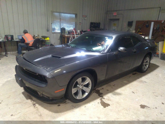 Dodge Challenger Sxt 2018 2C3CDZAG4JH294554 Image 2