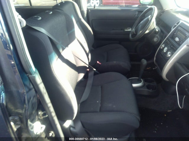 2004 SCION XB VIN: JTLKT324540148835