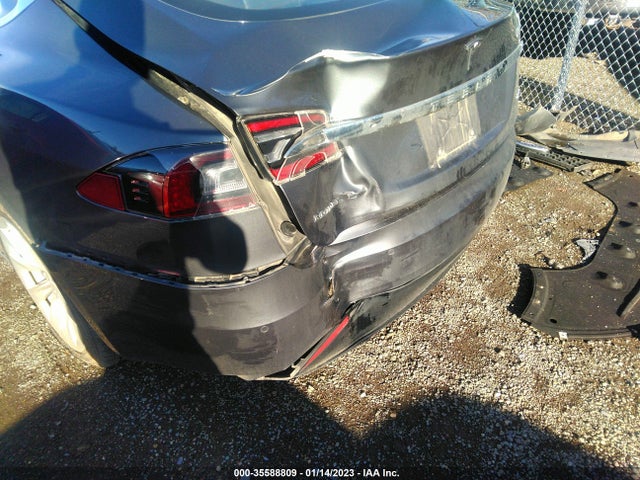 2016 Tesla Model S, VIN: 5YJSA1E23GF177370