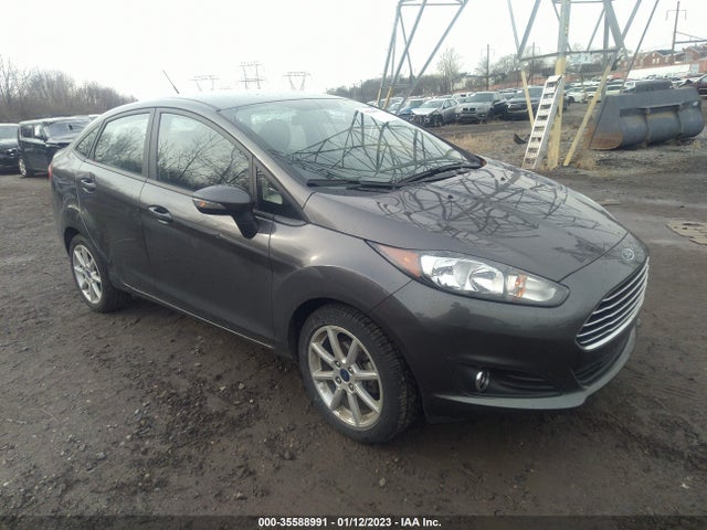 2015 Ford Fiesta, VIN: 3FADP4BJ2FM113583