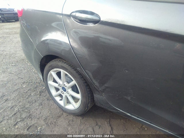 2015 Ford Fiesta, VIN: 3FADP4BJ2FM113583