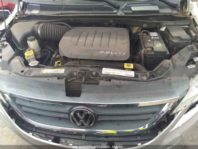 Volkswagen Routan S 2012 2C4RVAAG0CR240606 Image 10